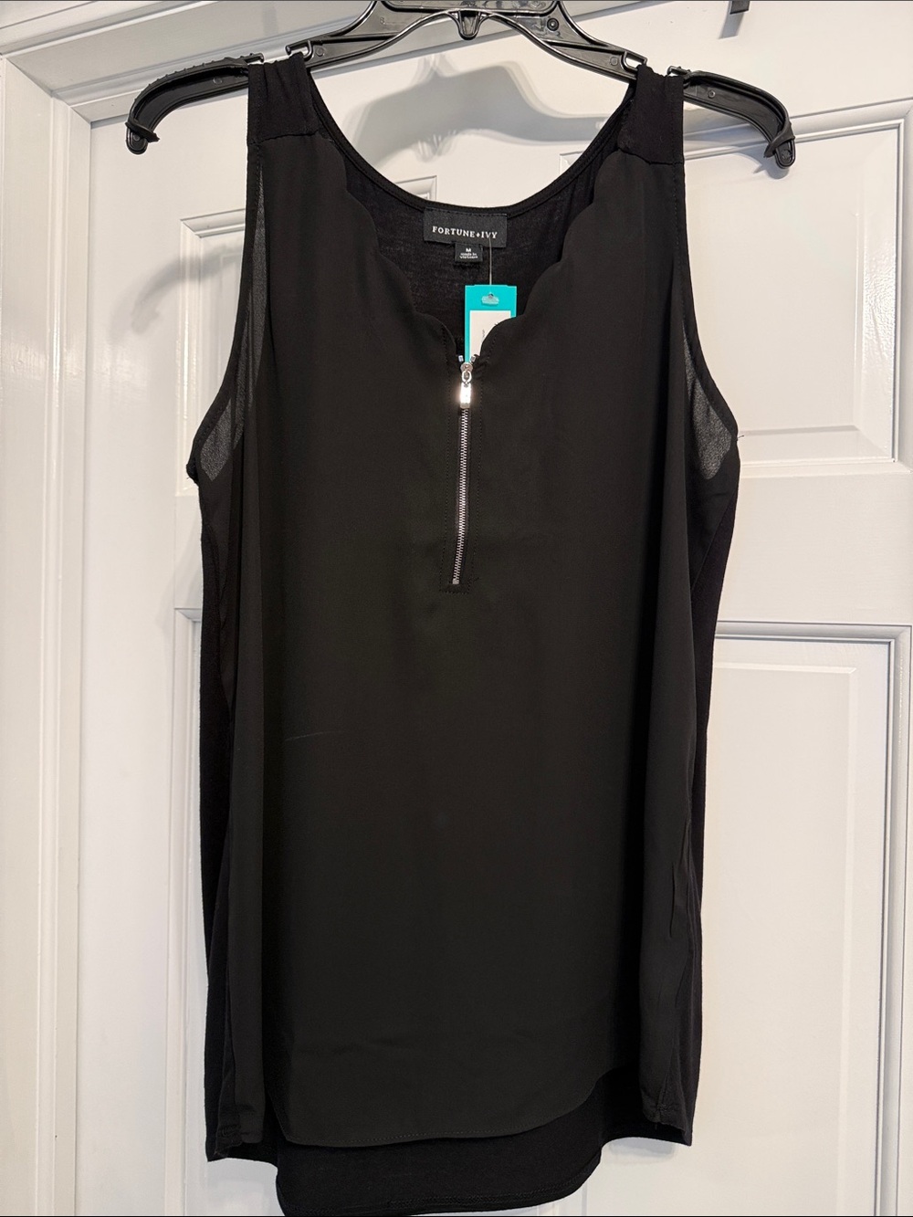 Fortune+Ivy Black Sleeveless Zip-Front Tank Top NWT size medium